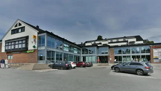 Retail units at Vågsenteret
